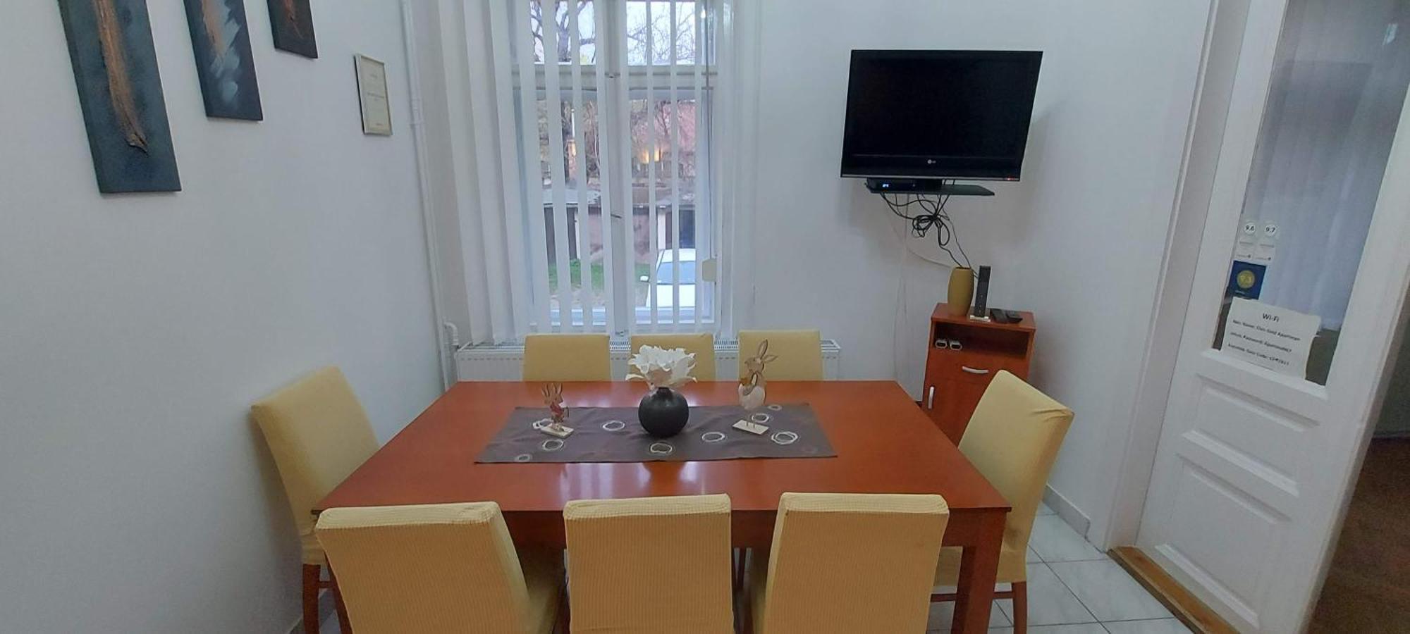Civis Gold Apartman Дебрецен Екстериор снимка