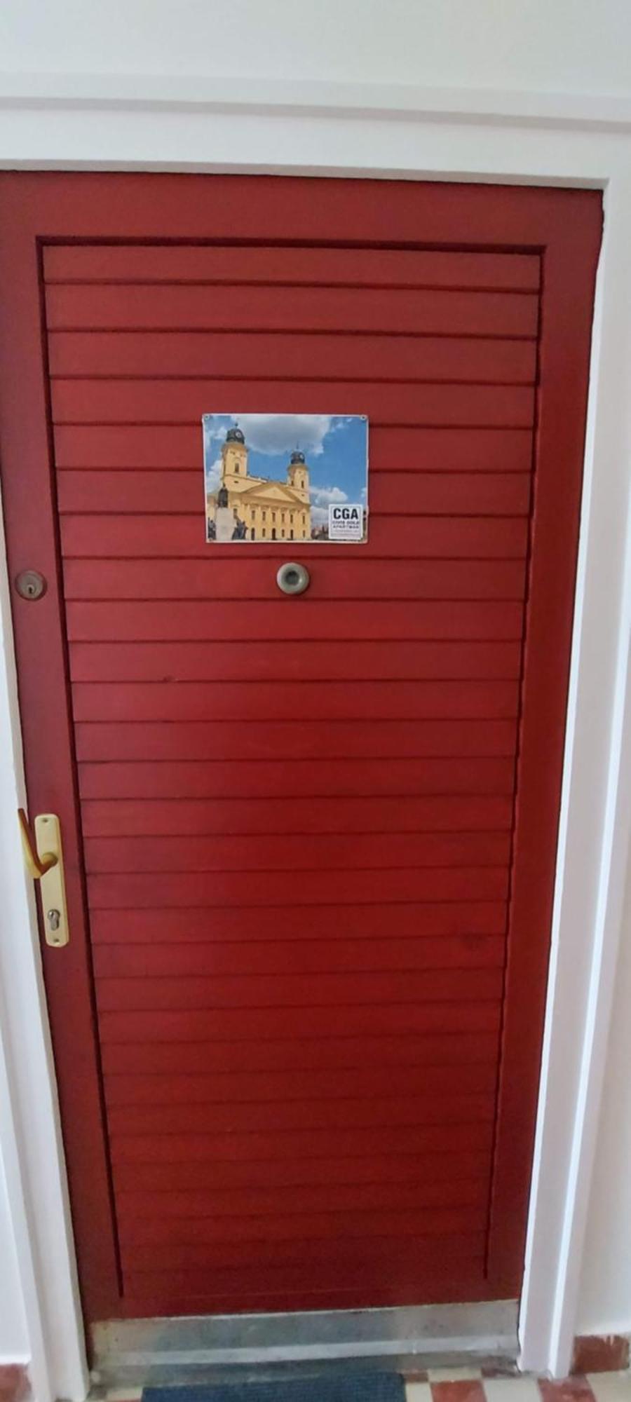 Civis Gold Apartman Дебрецен Екстериор снимка